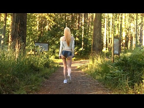 ❤️ Kaunis nainen liikkuu hitaasti, ei alaston video ️❌ Seksivideo at fi.yespornpics.ru ❤